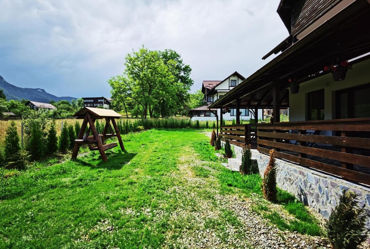 Casuta Vulpiței Villa Predeluț Exterior foto