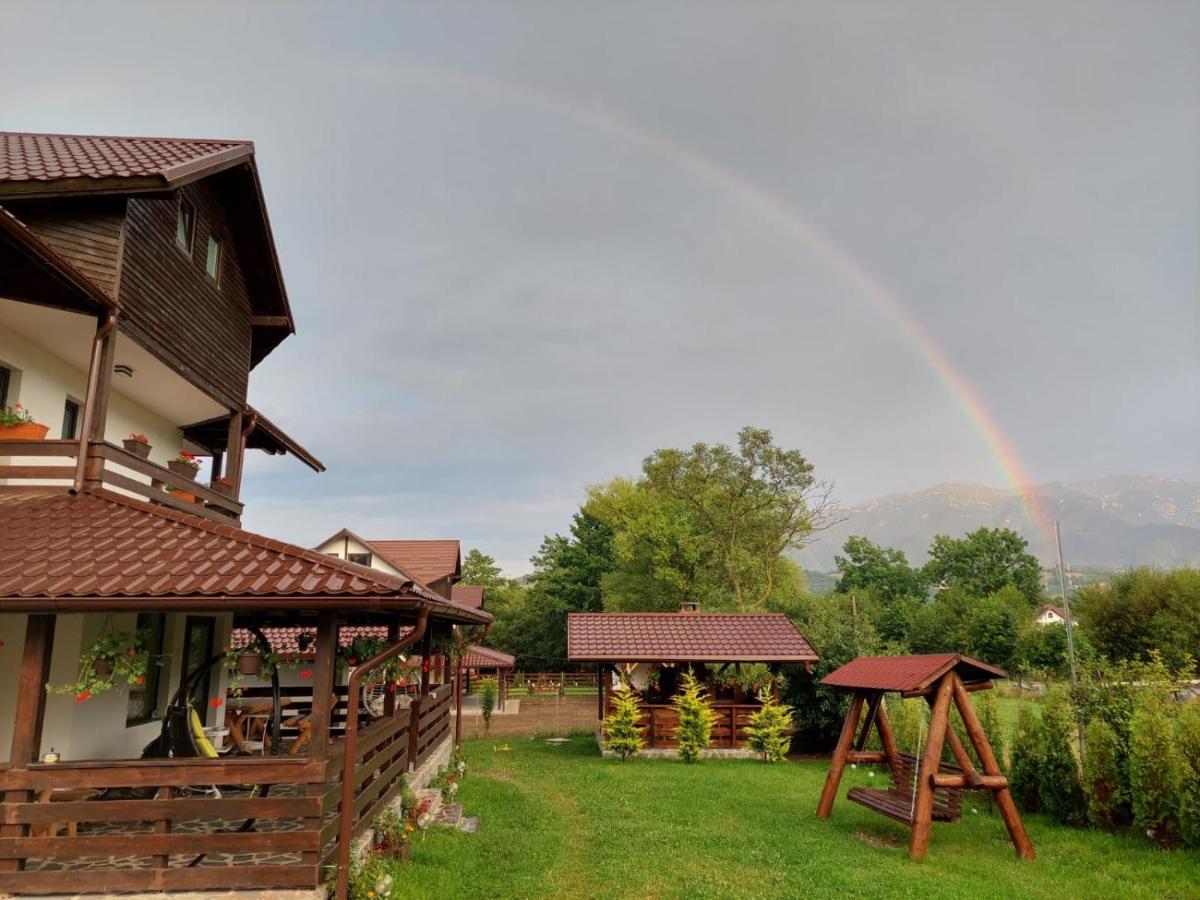Casuta Vulpiței Villa Predeluț Exterior foto